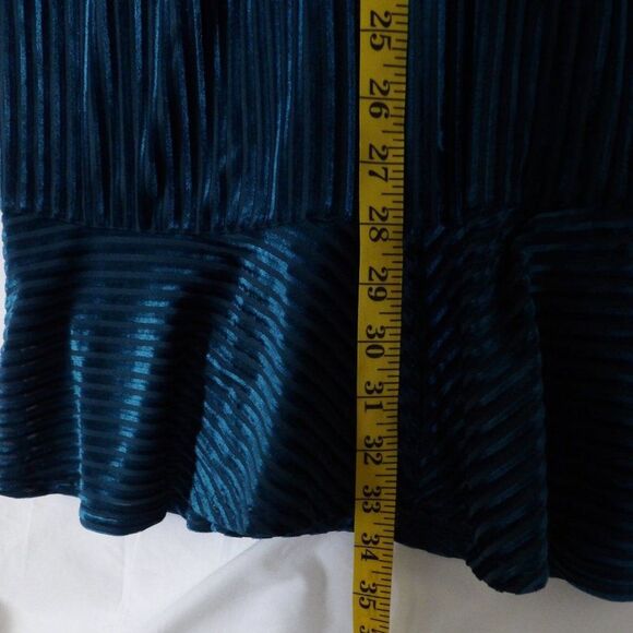 RYSE Dress Womens Small Blue/Teal Striped Ruffle Hem Mini Velvet Cocktail‎ - Picture 6 of 14